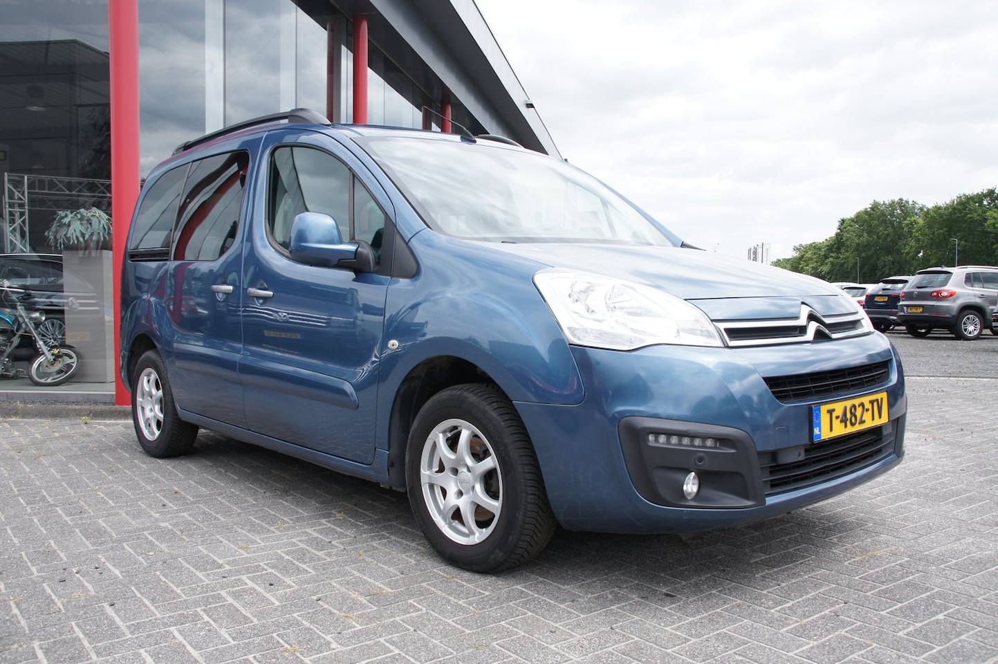 Citroën Berlingo - 1.2 PureTech HANDELSPRIJS Div beschadigingen - AutoWereld.nl