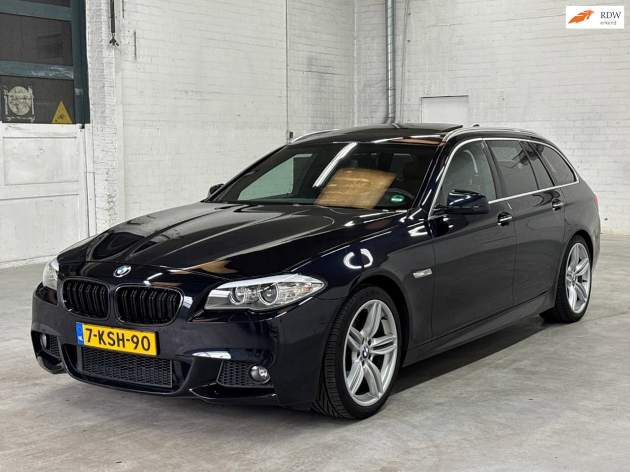 BMW 5-serie Touring - 520i | M Pakket | Panoramadak | Cruise Control - AutoWereld.nl