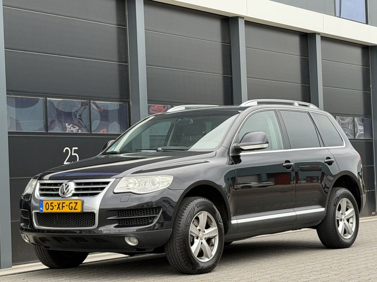 Volkswagen Touareg - 3.0 TDI Navi Leer Clima - AutoWereld.nl