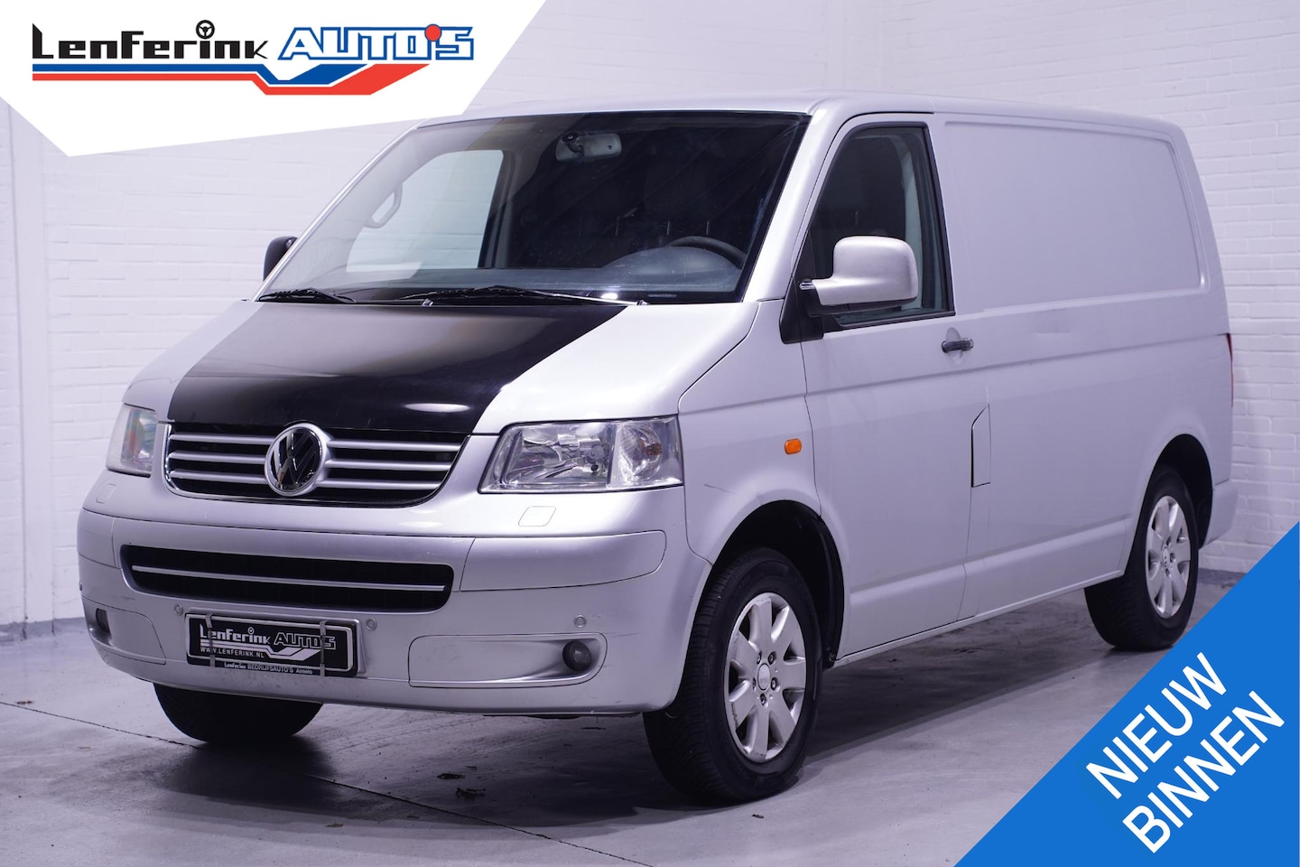 Volkswagen Transporter - 2.5 TDI 130 pk 5 Cilinder, Youngtimer Airco 16" LMV, Trekhaak, PDC V+A, 3-Zits, APK 02-202 - AutoWereld.nl