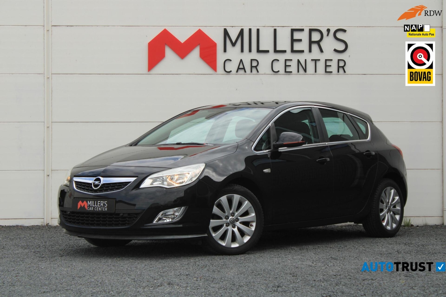 Opel Astra - 1.4 Turbo Cosmo 140PK Cruise Bluetooth PDC Stuur&Stoelverwarming - AutoWereld.nl