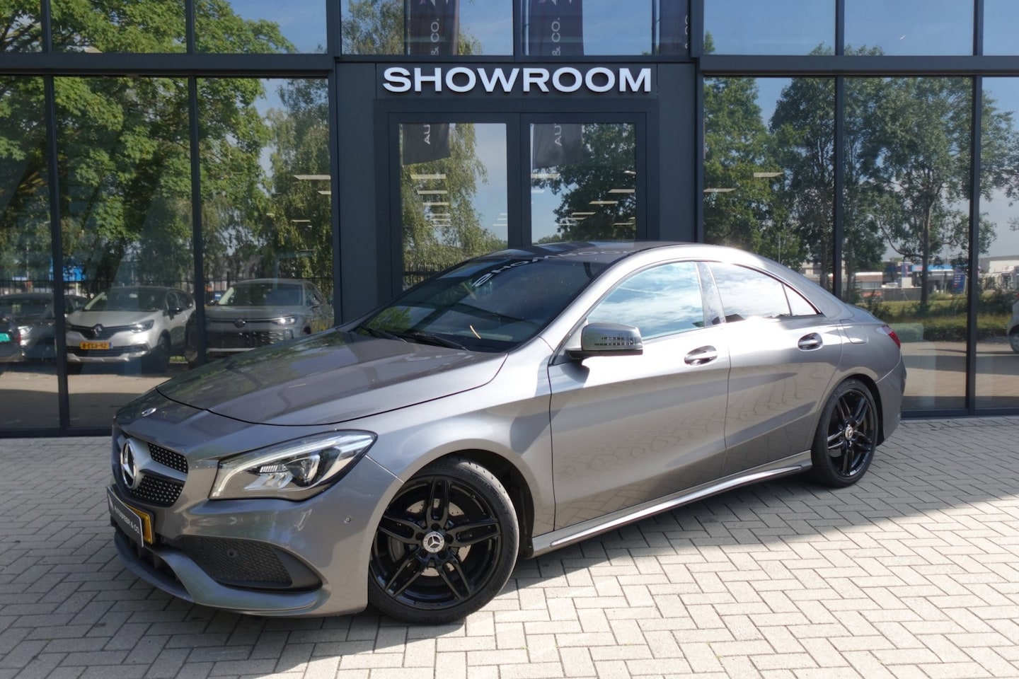 Mercedes-Benz CLA-Klasse - 180 Business Solution AMG STOELVERW CAM CRUISE - AutoWereld.nl