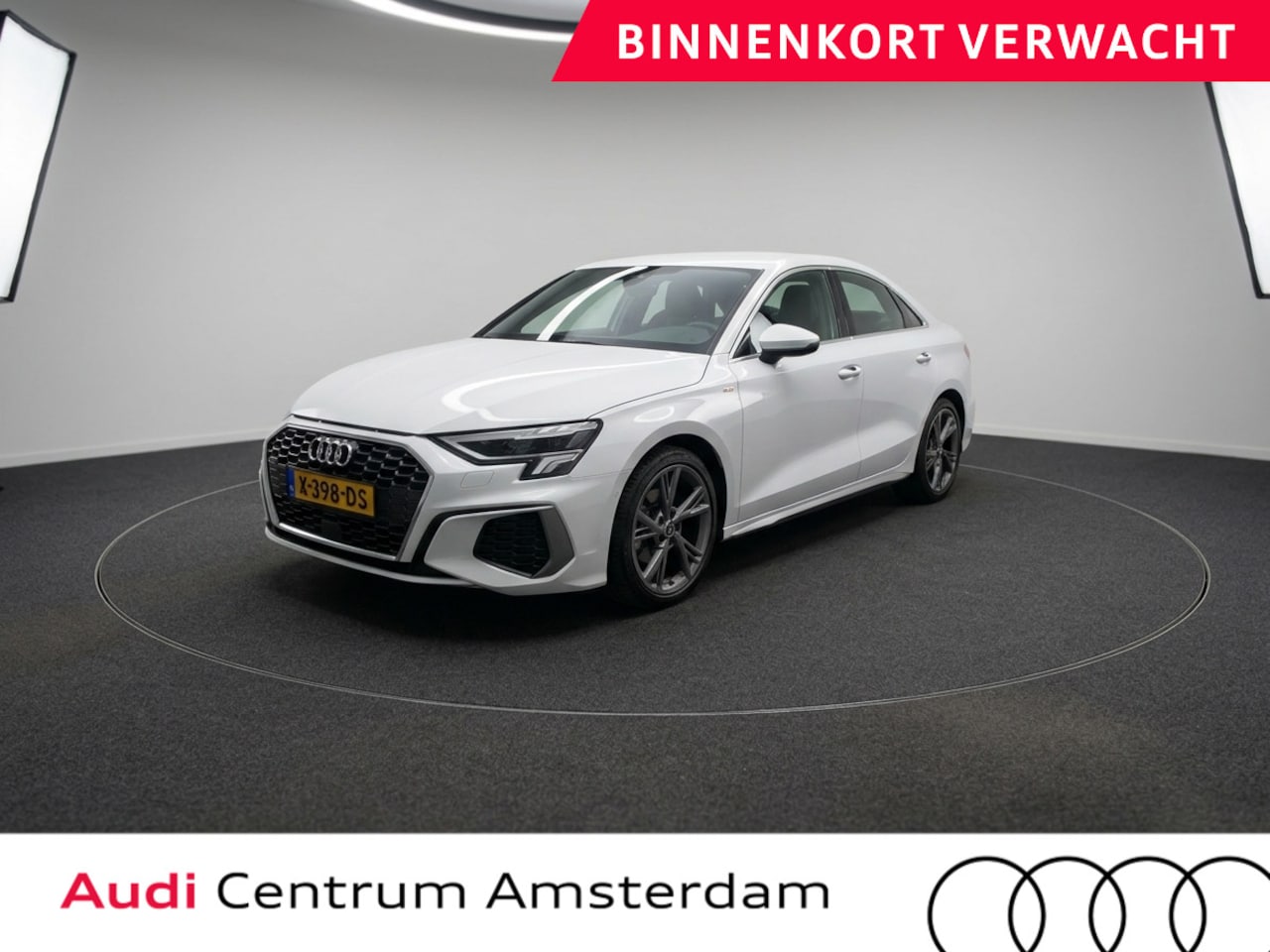 Audi A3 Limousine - 30 TFSI S edition 110 pk S-tronic | Verlengde garantie | Navigatie | Parkeersensoren achte - AutoWereld.nl