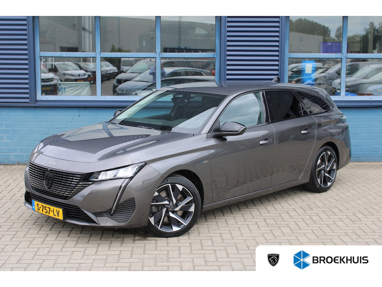 Peugeot 308 SW - 1.6 HYbrid 180 Allure Pack Business | Achterbank in 3 delen neerklapbaar met skiluik | Ach - AutoWereld.nl