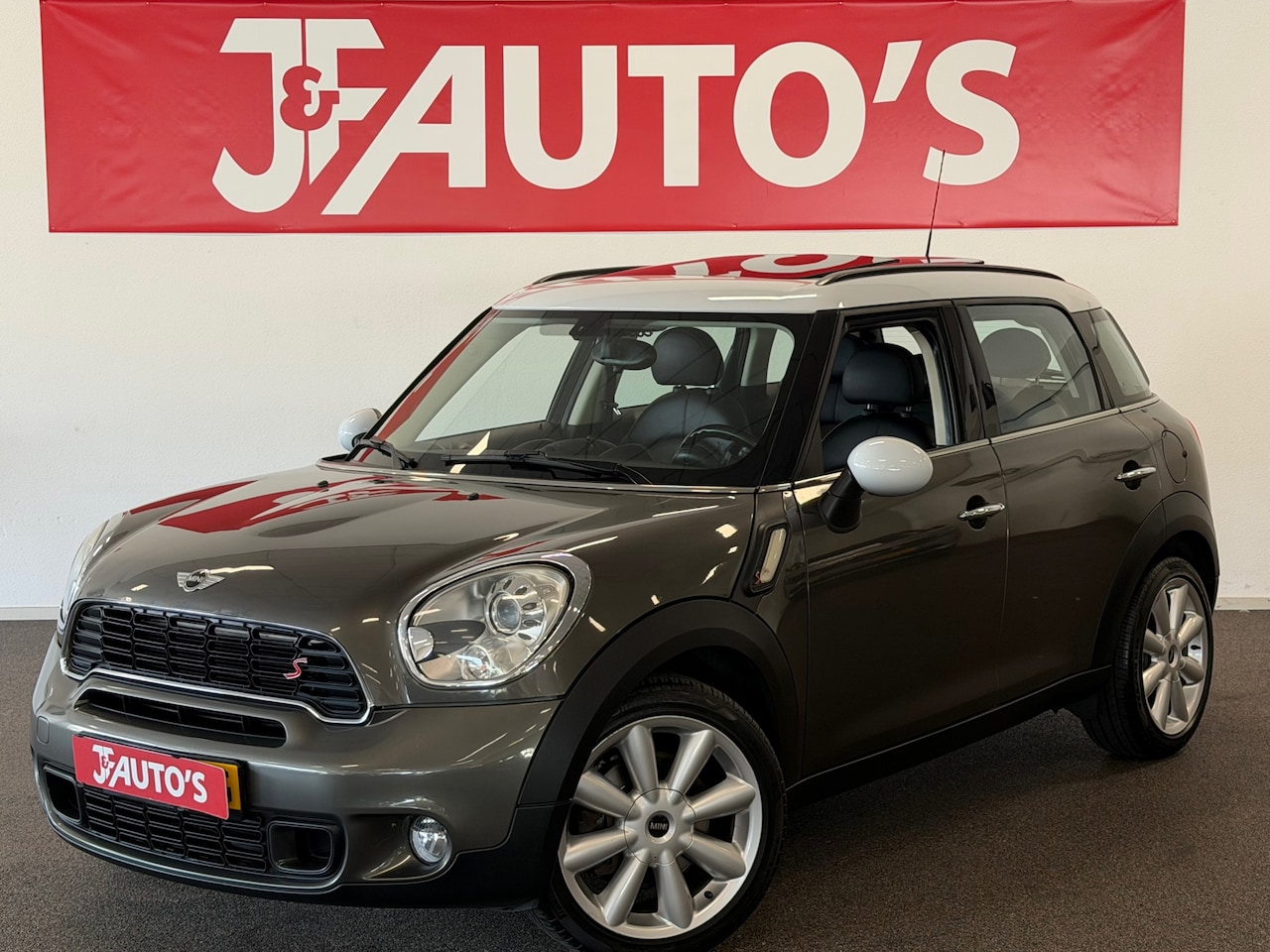 MINI Countryman - 1.6 Cooper S ALL4|NAVIGATIE|PDC|ECC AIRCO|CRUISE - AutoWereld.nl