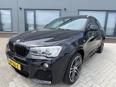 BMW X4 - XDrive20i High Executive xLine Edition M-Pakket // Clima // Navi // Pano.dak // PDC
