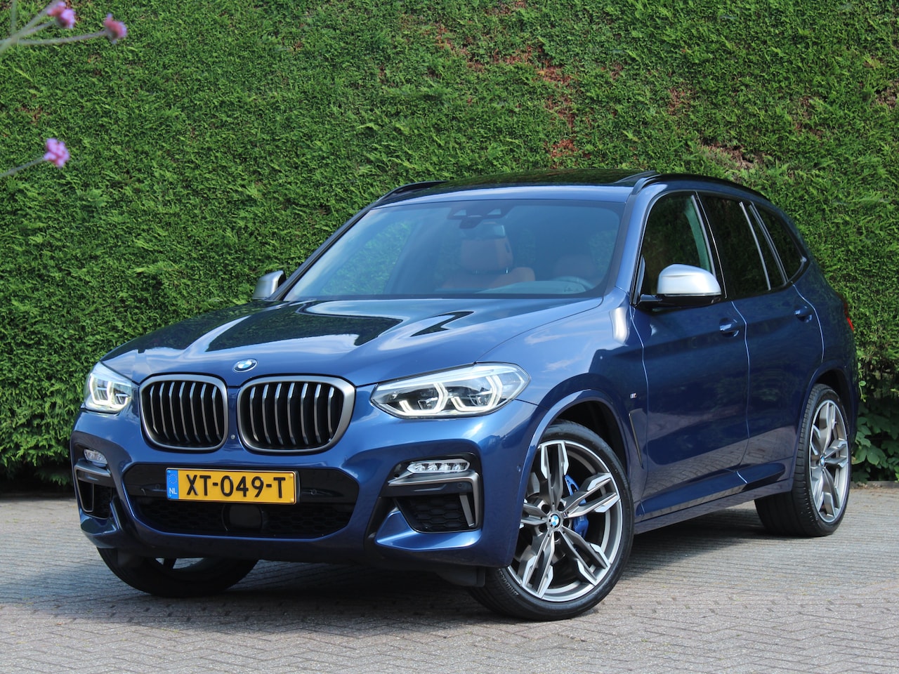 BMW X3 - M40i xDrive High Executive | H&K | HUD | Panoramadak | Trekhaak - AutoWereld.nl