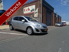 Opel Corsa - 1.2-16V Edition AUTOMAAT