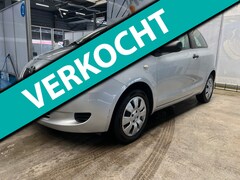 Toyota Yaris - 1.0 12V Vvt-i 3DR 2006 AIRCO/ APK