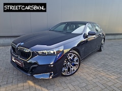 BMW 5-serie - 550e xDrive M Sport Package Pro /Led /Pano /BTW