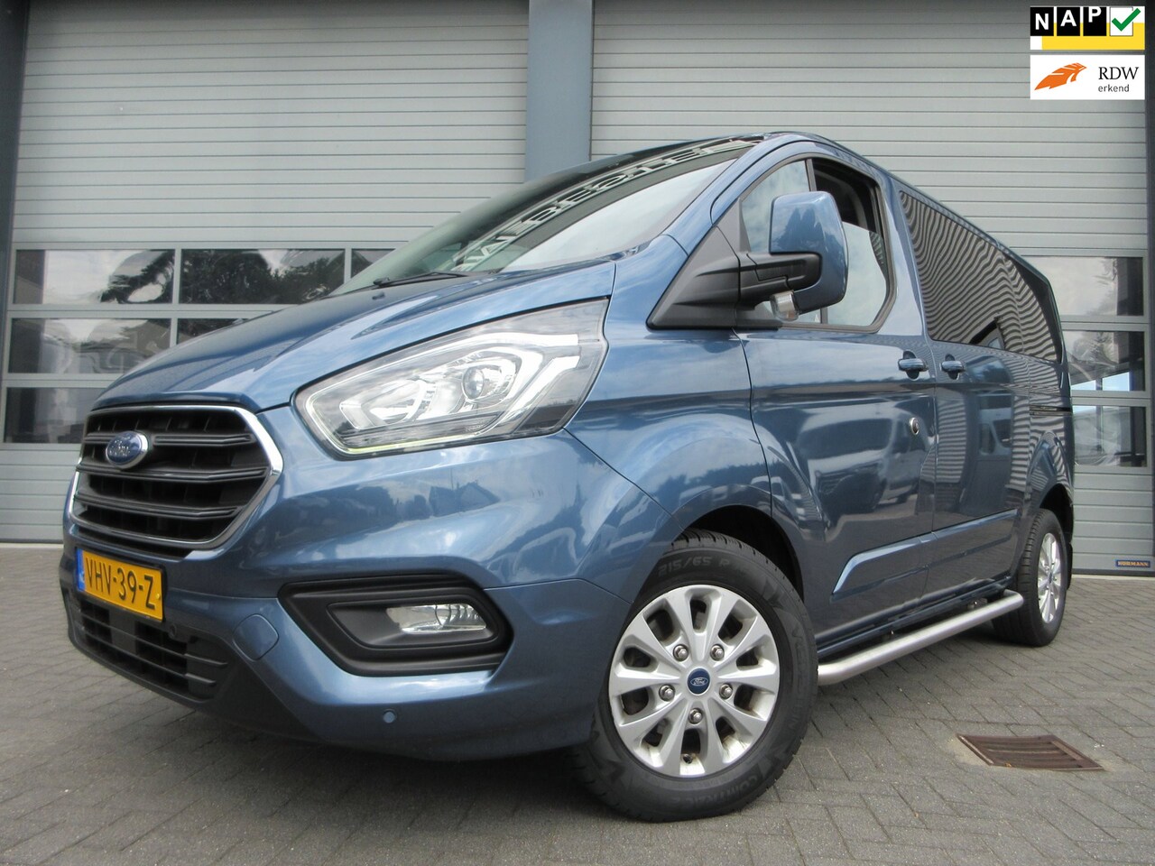 Ford Transit Custom - L1H1 130 pk autmaat dc airco navigatie camera - AutoWereld.nl