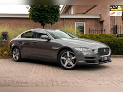 Jaguar XE - 2.0 Portfolio 200 PK Afn. Trekhaak Camera Leder Cruise Clima PDC 18''