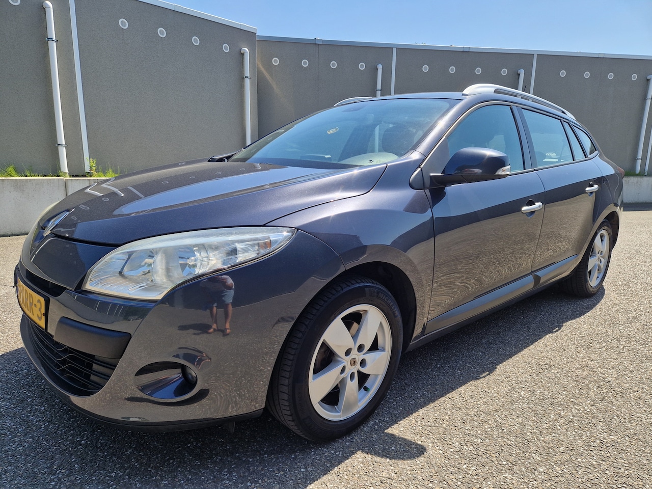 Renault Mégane Estate - 1.6 Dynamique - AutoWereld.nl