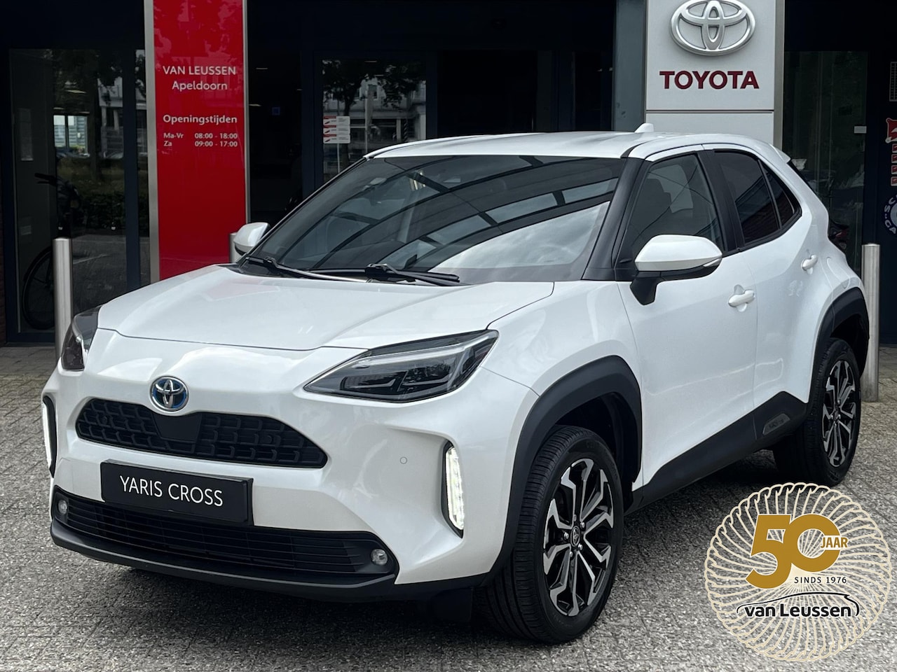 Toyota Yaris Cross - 1.5 Hybrid 115 Business Plus BLIND-SPOT TREKHAAK PARK-SENSOREN STOEL/STUURVERWARMING APPLE - AutoWereld.nl