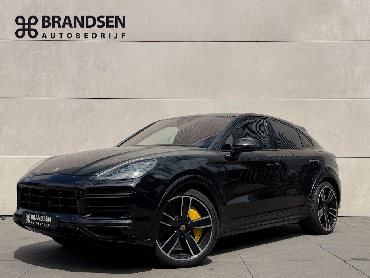 Porsche Cayenne Coupé - 4.0 Turbo S E-Hybrid 4 Wielstr-Burmester-22"-luchtvering-ACC-360-Softclose - AutoWereld.nl
