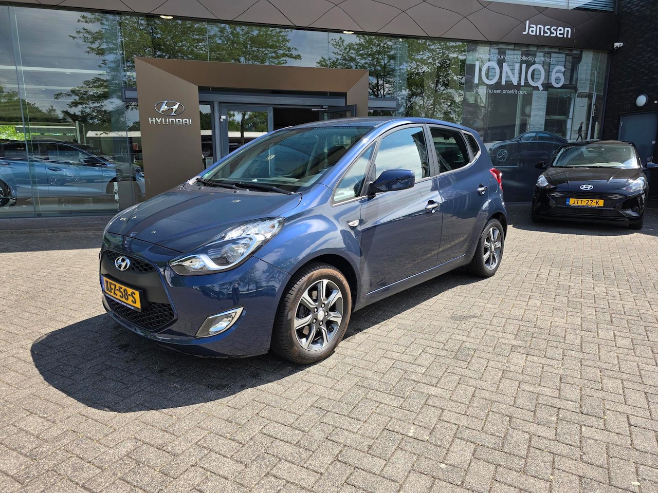 Hyundai ix20 - 1.6i i-Vision + NavPack - AutoWereld.nl