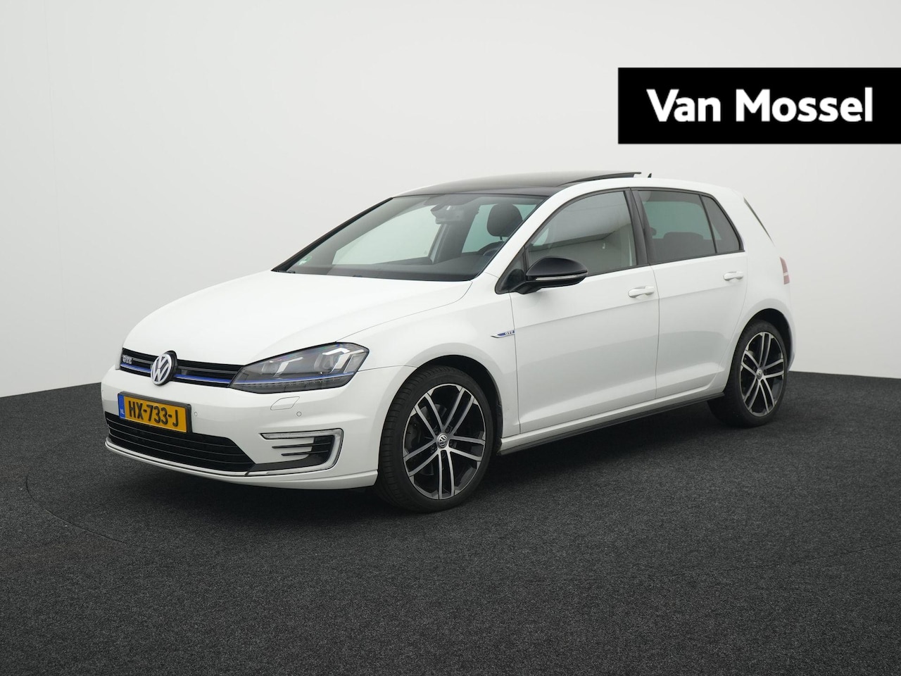 Volkswagen Golf - 1.4 TSI GTE | 78,4% SOH | PANORAMADAK | STOEL VERWARMING | CRUISE CONTROL | AFNEEMBARE TR - AutoWereld.nl