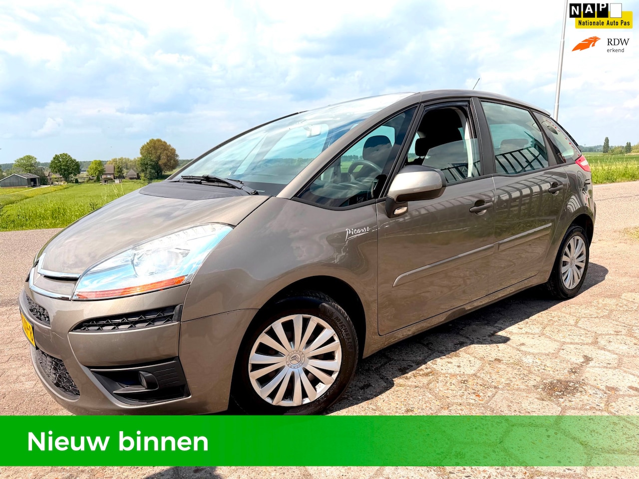 Citroën C4 Picasso - 1.6 VTi 5P NAP AIRCO TREKHAAK PARKEERSENSOREN ELEK.RAMEN - AutoWereld.nl