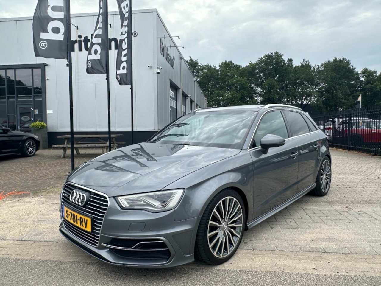 Audi A3 Sportback - Sportback 1.4 E-tron bj2014 *Pano *Leer *BenO *Cruise *PDC - AutoWereld.nl