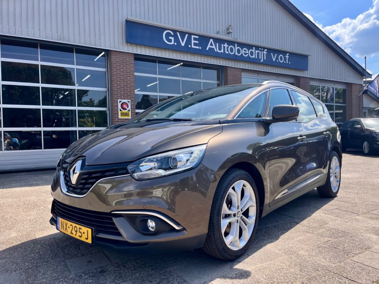 Renault Scénic - 1.2 TCE ZEN TREKHAAK NEDERLANDSE AUTO NAP LOGISCH. - AutoWereld.nl