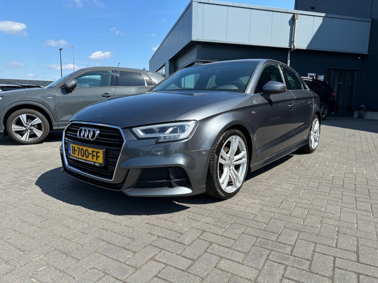 Audi A3 Limousine - A3 Limousine 35TFSi Aut. Sport S-Line Navi. - AutoWereld.nl