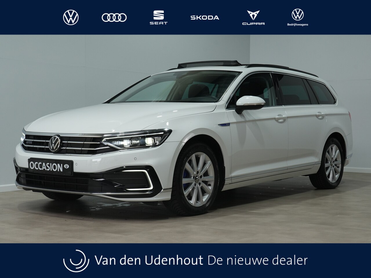 Volkswagen Passat Variant - GTE 1.4 TSI eHybrid 218pk PHEV Business / Panoramadak / iQ Light / Massage / Travel Assist - AutoWereld.nl