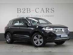 Volkswagen Touareg - 3.0 TSI R-Line | Leder | Trekhaak | LED |