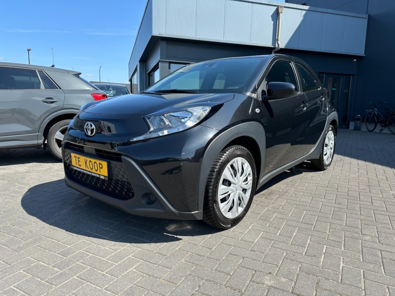 Toyota Aygo X - 1.0 VVT-IS Automaat Camera Apple-CarPlay stoelverw. - AutoWereld.nl