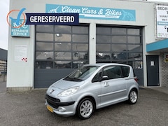 Peugeot 1007 - 1.6-16V Sublime