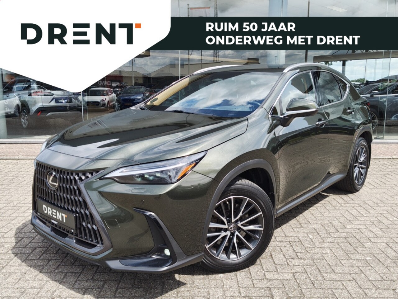 Lexus NX - 450h+ AWD Executive Line | Trekhaak | 1500kg. Trekgew. | HUD | N - AutoWereld.nl