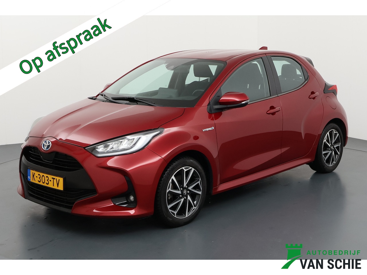 Toyota Yaris - 1.5 Hybrid Business Plus 1e-Eig. & Keurig-Onderh. BOVAG-Garantie. NL-Auto. - AutoWereld.nl