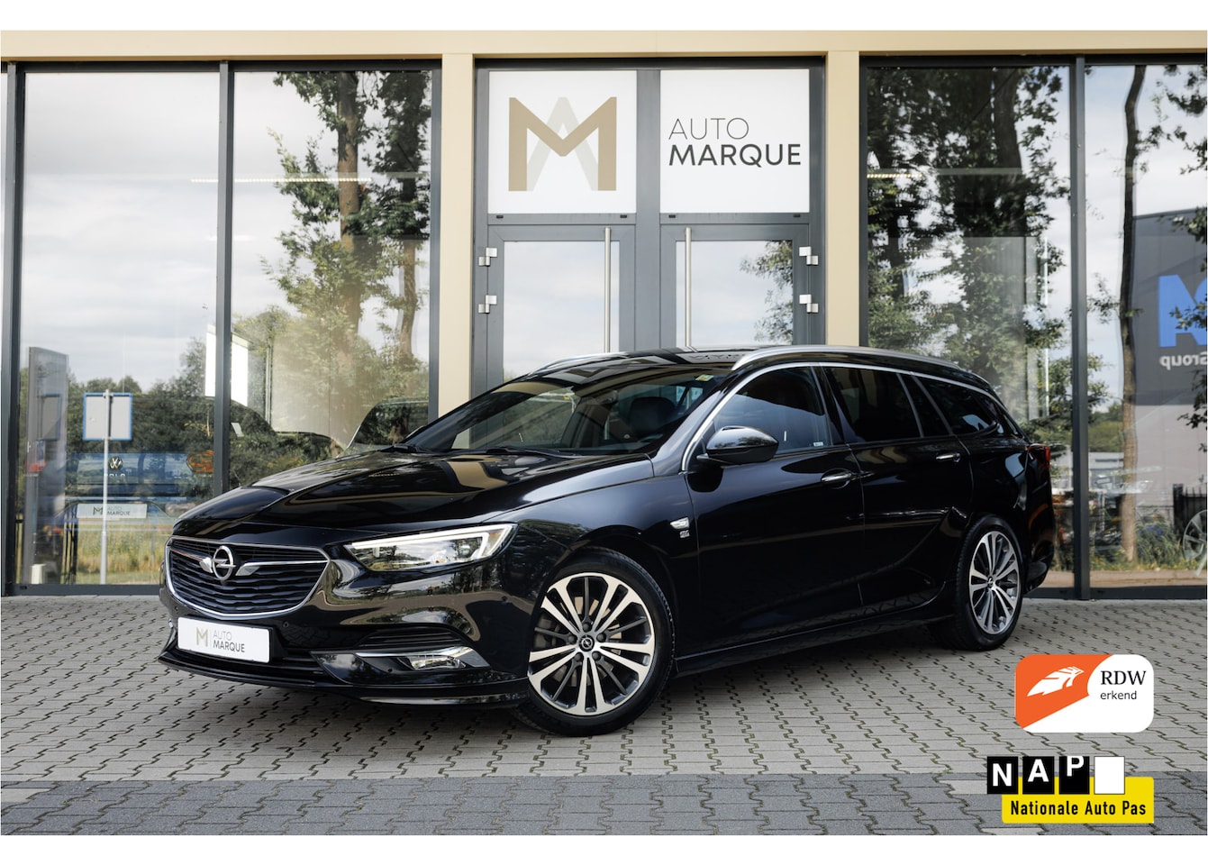 Opel Insignia Sports Tourer - 1.5 Turbo 165PK | OPC Line | Business Executive | 18” LM Velgen | Head-Up Display | Matrix - AutoWereld.nl