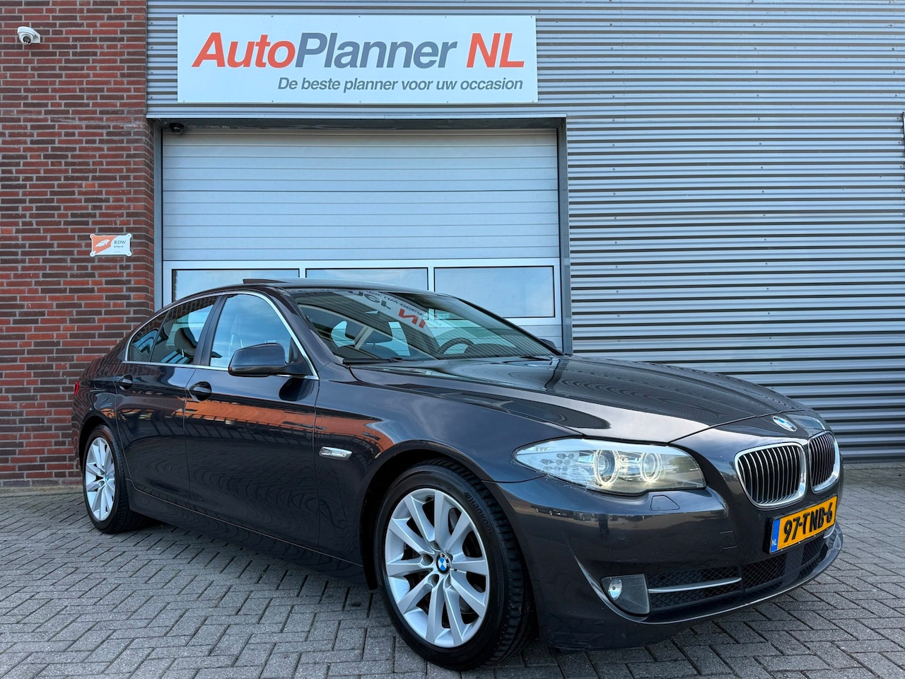 BMW 5-serie - 535d High Executive! Head-Up! Leder! Soft Close! - AutoWereld.nl