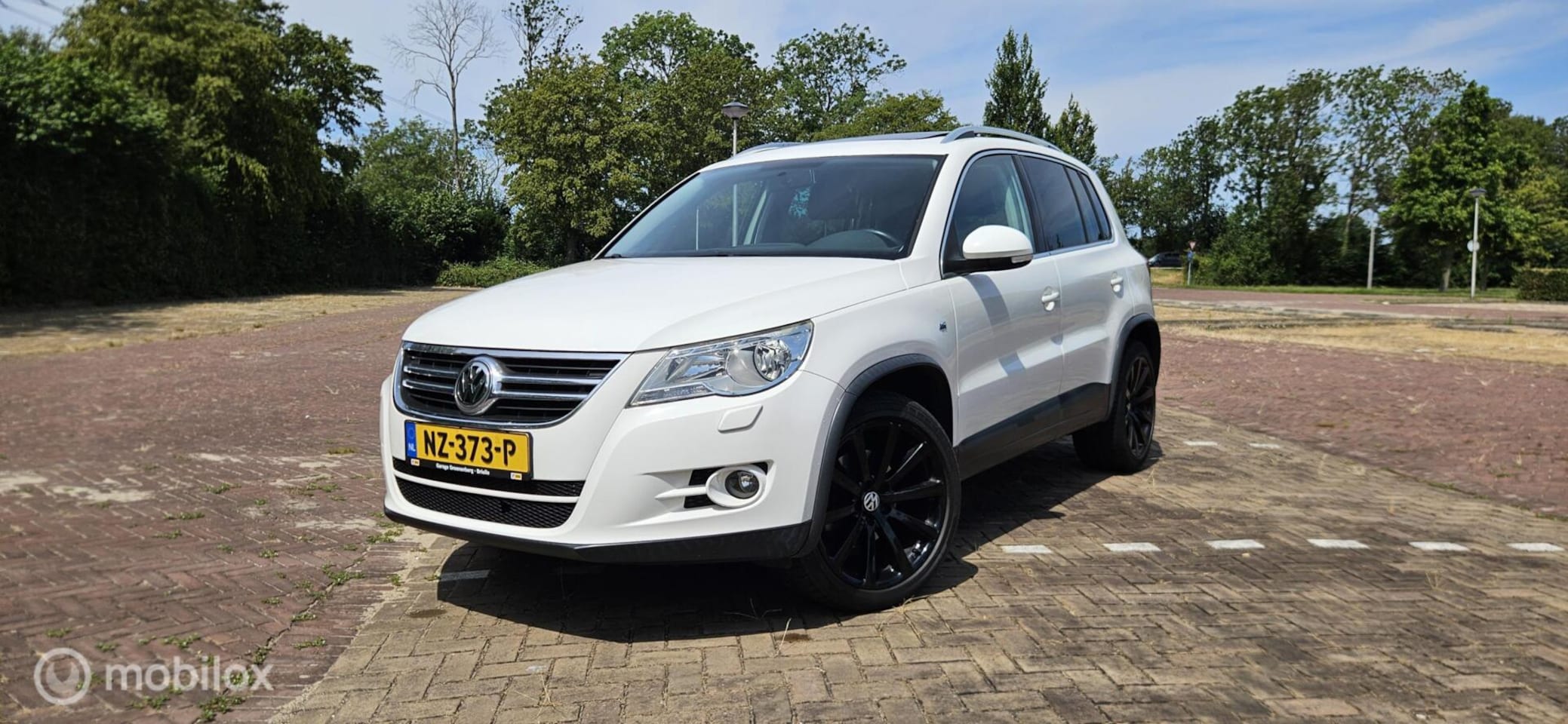 Volkswagen Tiguan - 1.4 TSI Comfort&Design 4Motion - AutoWereld.nl