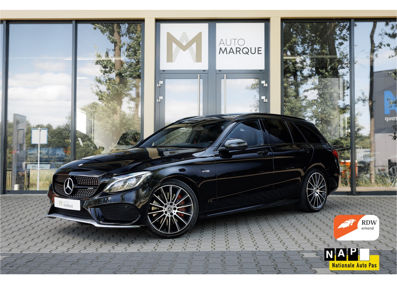 Mercedes-Benz C-klasse Estate - C43 AMG 43 4MATIC 368PK | Panoramadak | 19" LM Velgen | Achteruitrijcamera | Stoelverwarmi - AutoWereld.nl