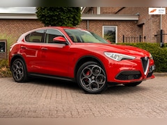 Alfa Romeo Stelvio - 2.0 T AWD Super 280 PK Camera Stoel/Stuurverw Memory 20'' Q4