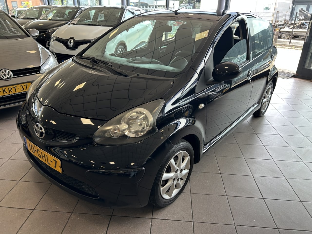 Toyota Aygo - 1.0-12V + AIRCO NW APK 129 DKM BJ 2008 !!! - AutoWereld.nl