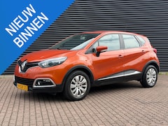 Renault Captur - 0.9 TCe Expression / Trekhaak / Dealer Onderhouden / 1e Eigenaar / Navigatie / Cruise / Ai