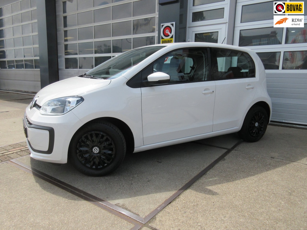 Volkswagen Up! - 1.0 BMT move up! / Airco / Audio / Telefoon - AutoWereld.nl