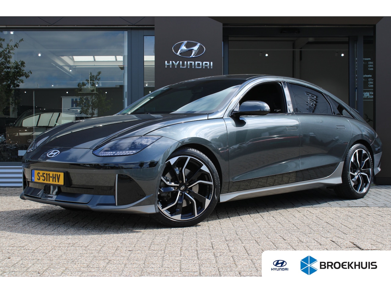 Hyundai IONIQ 6 - Connect 77.4 kWh | Elektr. Stoelen | Elektr. Achterklep | Navigatie | Stuur/Stoelverwarmin - AutoWereld.nl