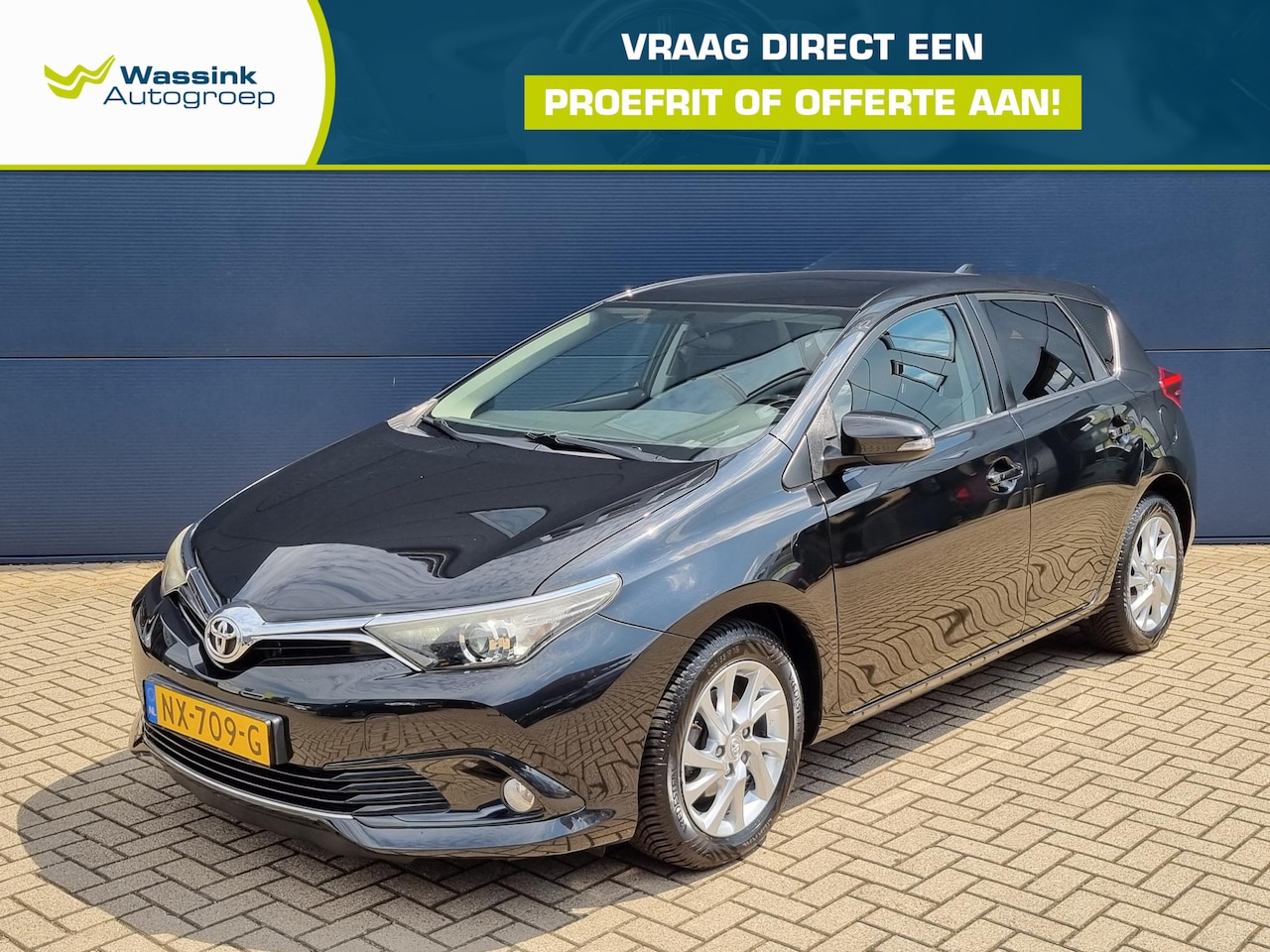 Toyota Auris - 1.2T Trend | Camera | Climate Control | Navigatie | Trekhaak | All Season Banden | Panoram - AutoWereld.nl