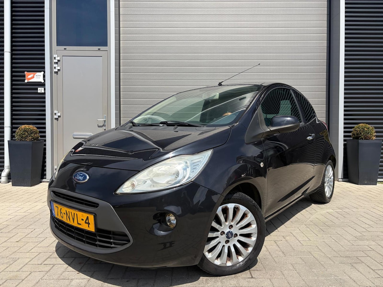 Ford Ka - 1.2 Titanium X/Panoramdak/Clima/Lichtmetaal/Volle uitvoering/ - AutoWereld.nl