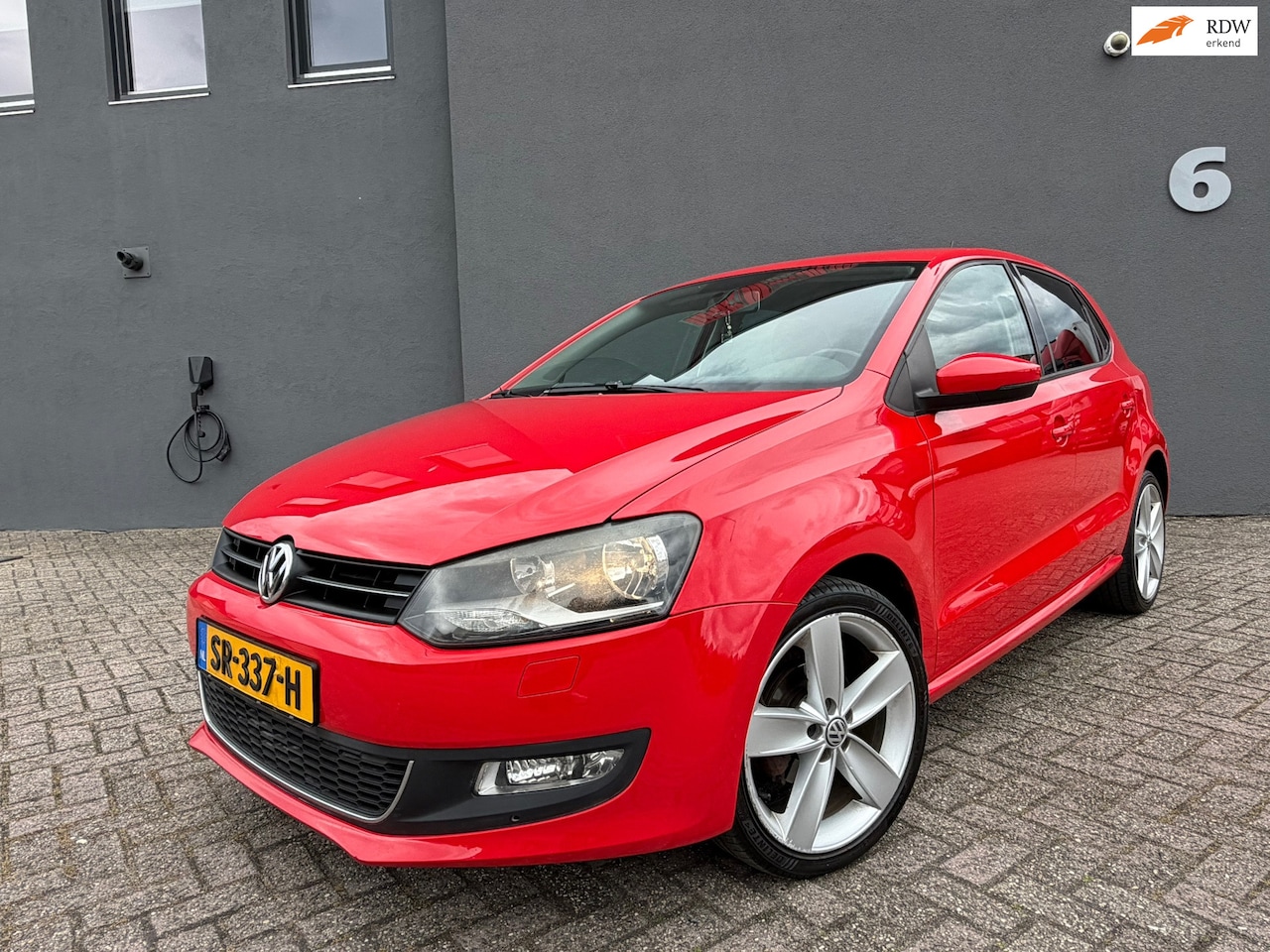 Volkswagen Polo - 1.4-16V Trendline 1.4-16V Trendline - AutoWereld.nl