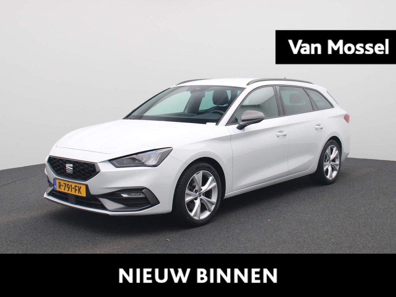 SEAT Leon Sportstourer - 1.0 eTSI FR Business 110 PK | AUTOMAAT | TREKHAAK | NAVIGATIE | CLIMATE CONTROL | VIRTUAL - AutoWereld.nl