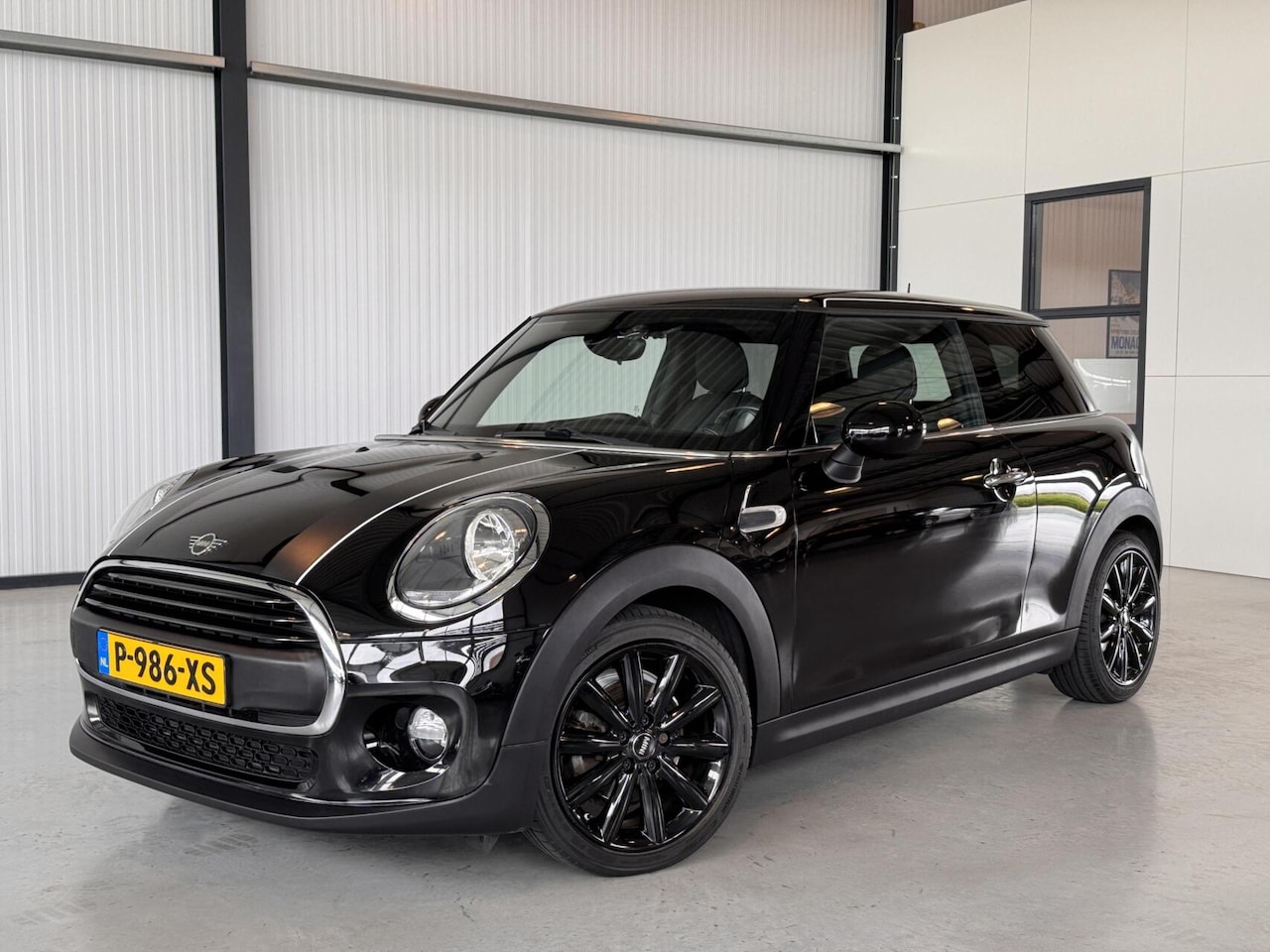 MINI 3-Deurs - 1.5 One Pepper|Navi|CarPlay|ECC|Cruise|Stoelverw| - AutoWereld.nl