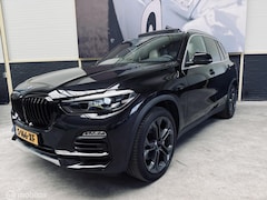 BMW X5 - xDrive45e|PANO|H&K|TREKHAAK|21INCH|CAMERA|