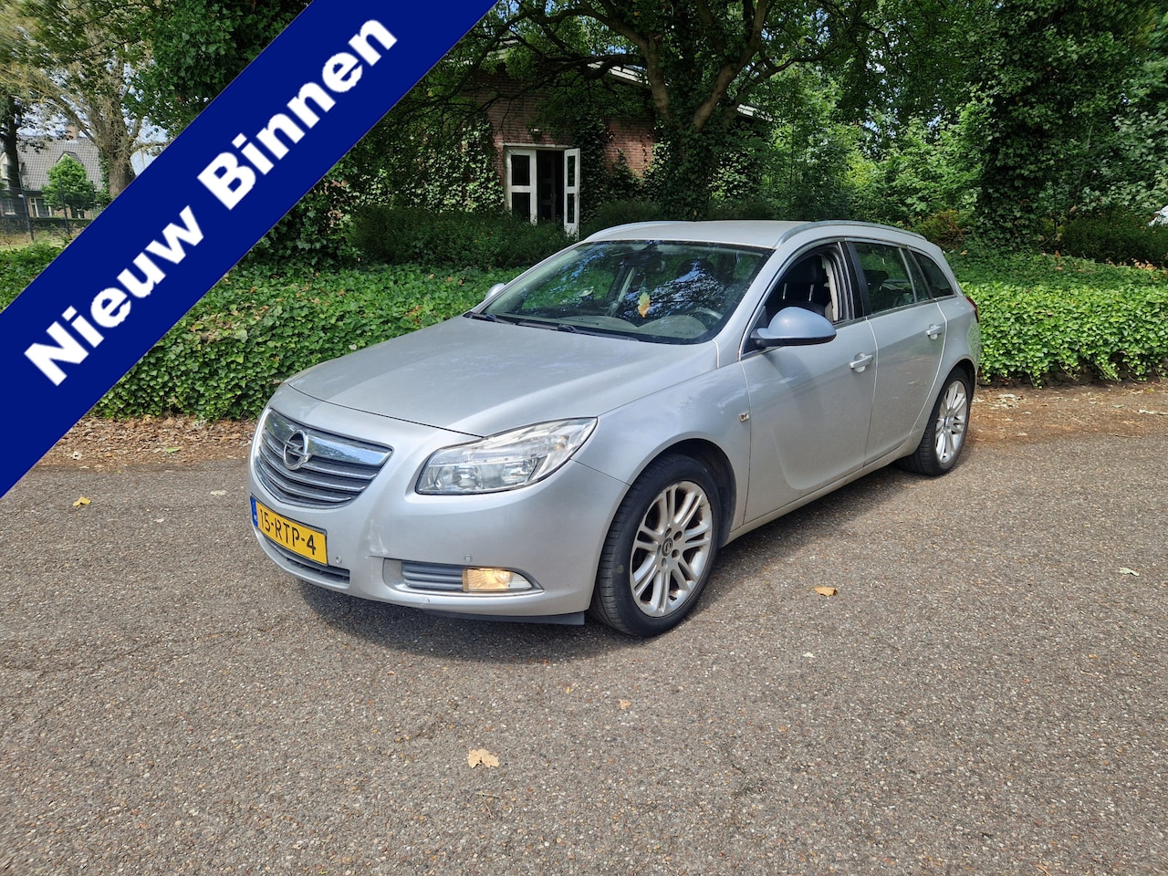 Opel Insignia Sports Tourer - 1.6 T Sport 1.6 T Sport - AutoWereld.nl