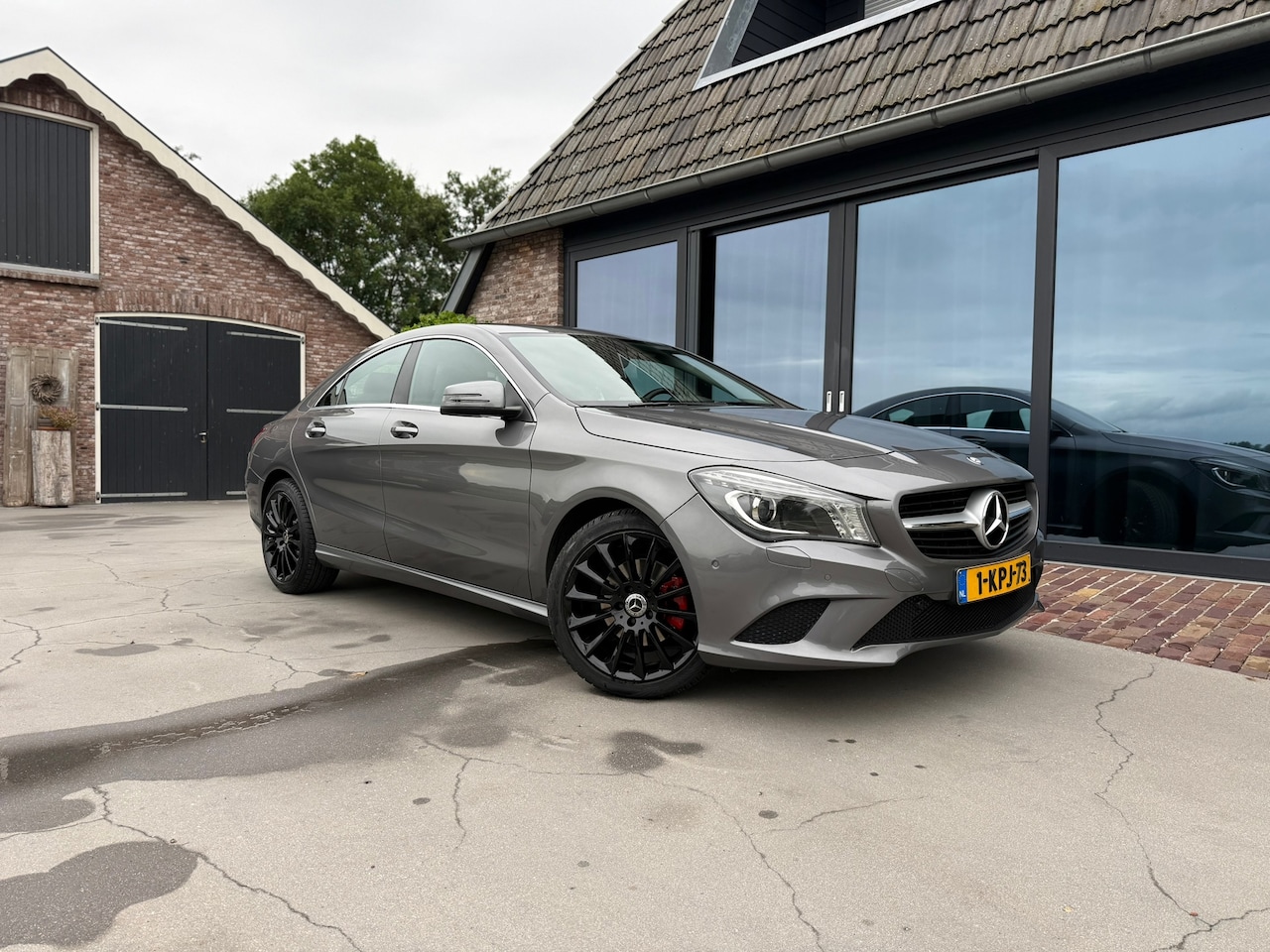 Mercedes-Benz CLA-Klasse - 180 Ambition sportieve uitstraling - AutoWereld.nl