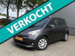 Toyota Verso S - 1.3 VVT-i Aspiration Vol Jaar Apk