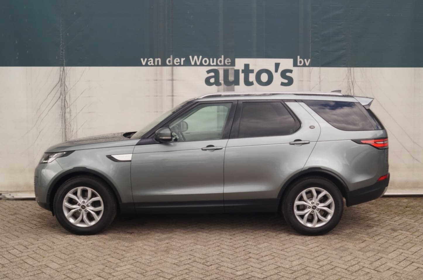 Land Rover Discovery - 2.0 Td4 180pk Automaat HSE Luxury 7-persoons -LEER-ECC- - AutoWereld.nl